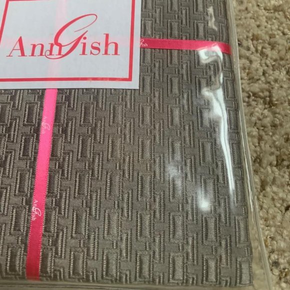 $175! NWT Ann Gish Premium Pavilion Geometric Standard...